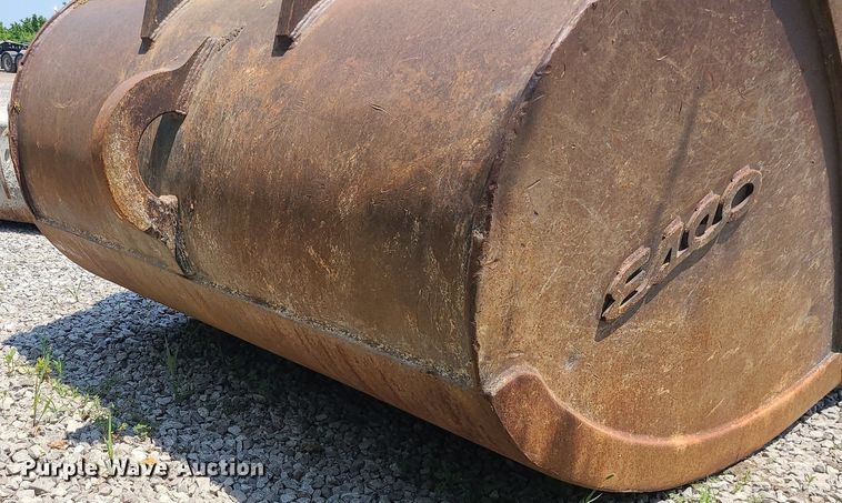 image for item LE9172 Esco  60"W excavator bucket