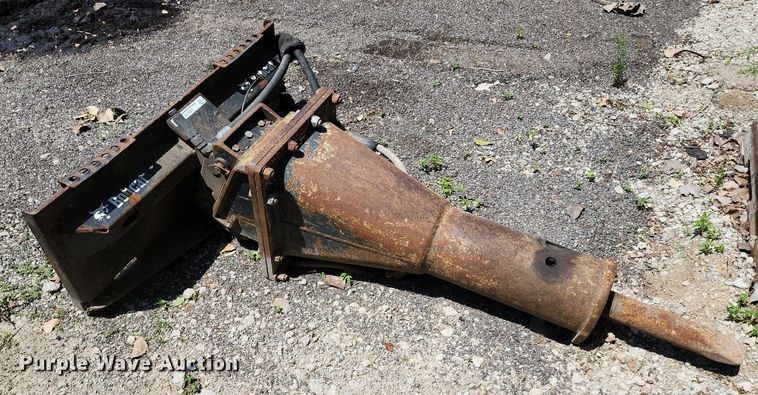 image for item LE9177 Bobcat  skid steer breaker