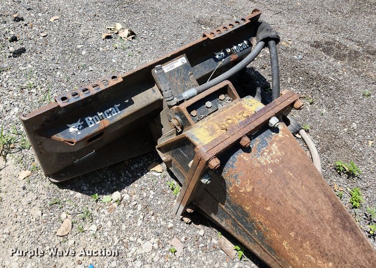 image for item LE9177 Bobcat  skid steer breaker