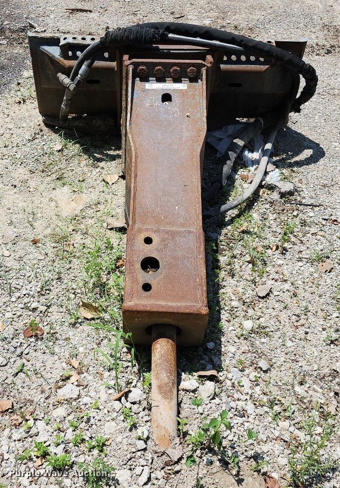 image for item LE9178 Stanley MB5560  skid steer breaker