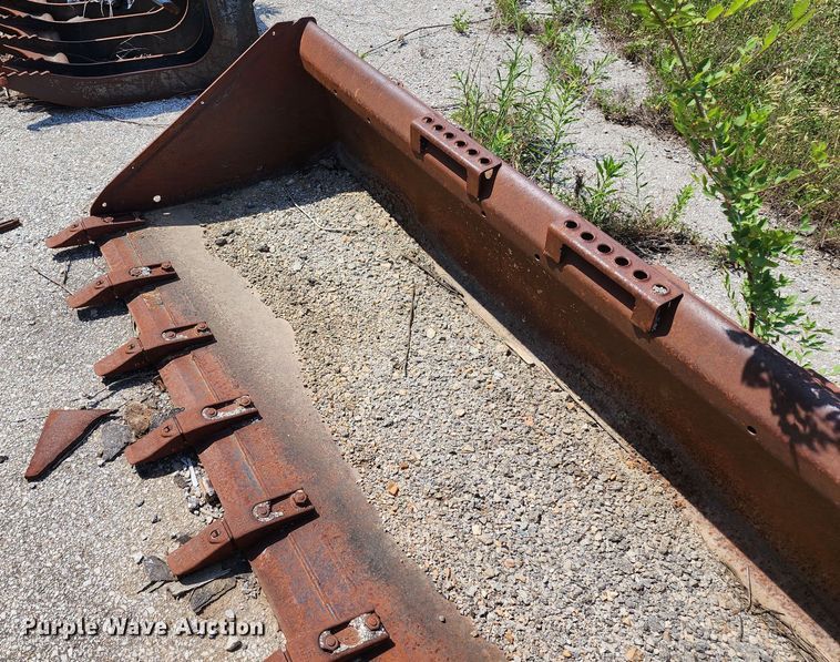 image for item LE9184 74"W skid steer bucket