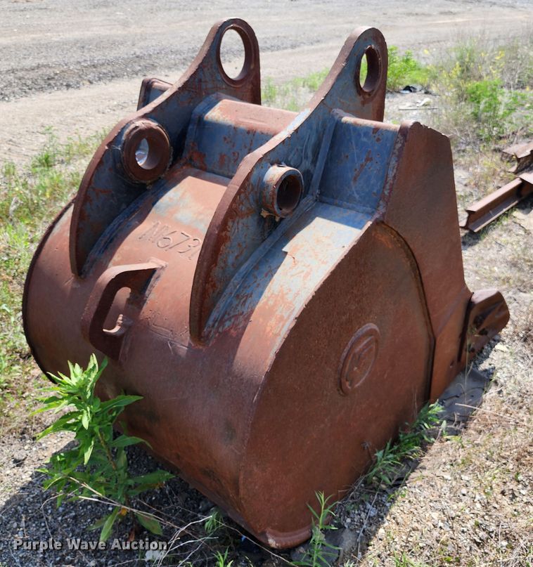 image for item LE9185 CF  48"W excavator bucket