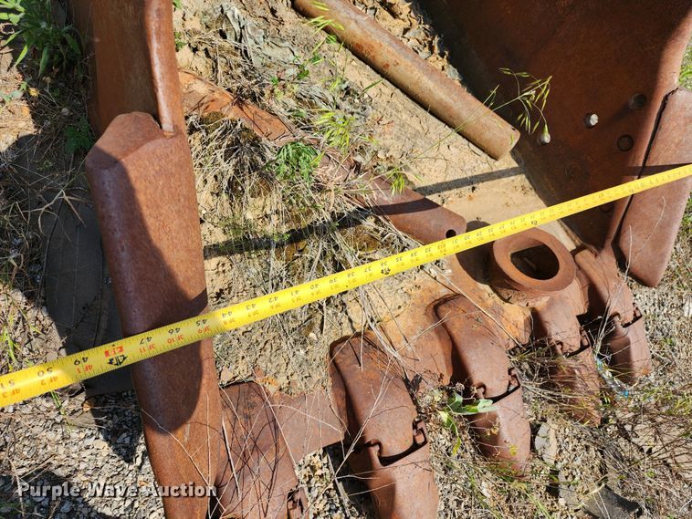 image for item LE9185 CF  48"W excavator bucket