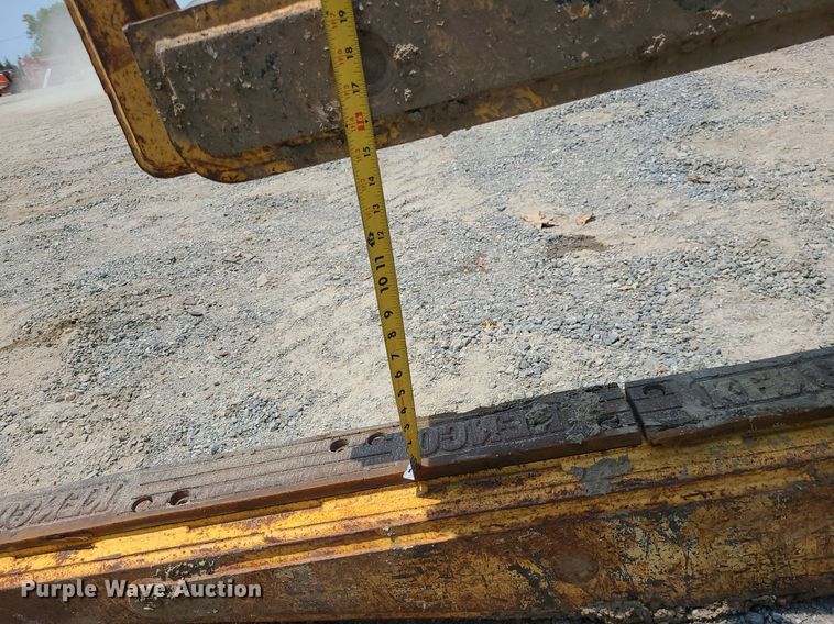 image for item LE9242 Kenco  c-hook pipe lifter