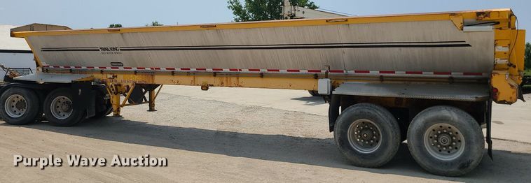 image for item LE9243 2008 Trail King Olb 236  live bottom trailer