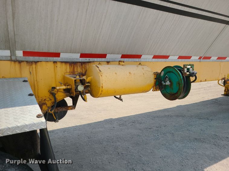 image for item LE9243 2008 Trail King Olb 236  live bottom trailer