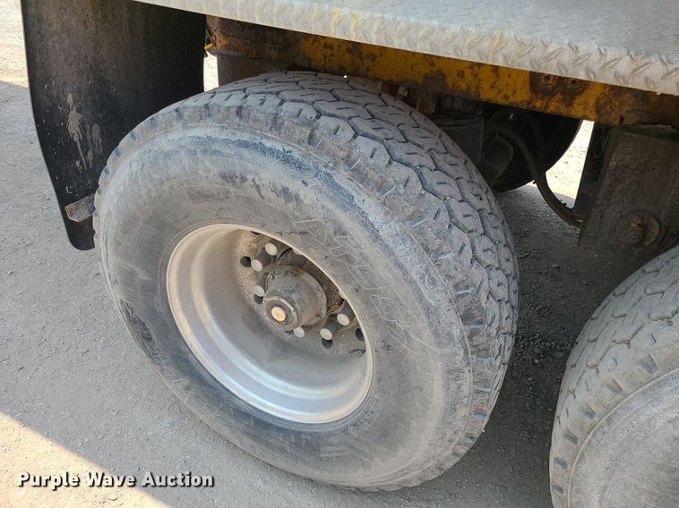 image for item LE9243 2008 Trail King Olb 236  live bottom trailer