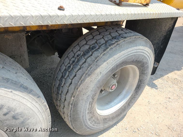 image for item LE9243 2008 Trail King Olb 236  live bottom trailer