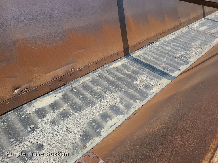 image for item LE9243 2008 Trail King Olb 236  live bottom trailer