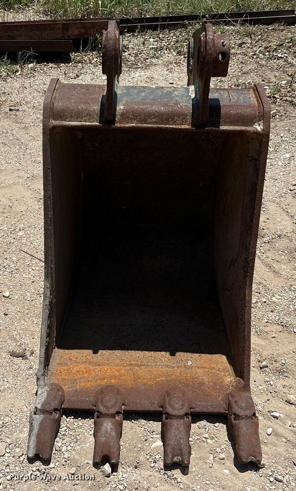 image for item LF9281 Esco  24" W bucket