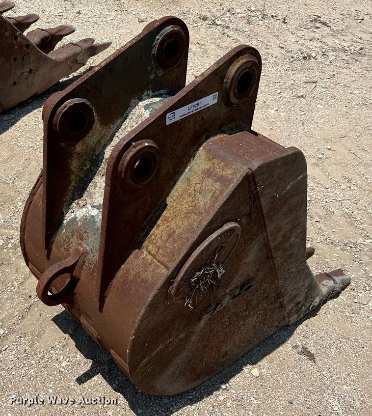 image for item LF9281 Esco  24" W bucket