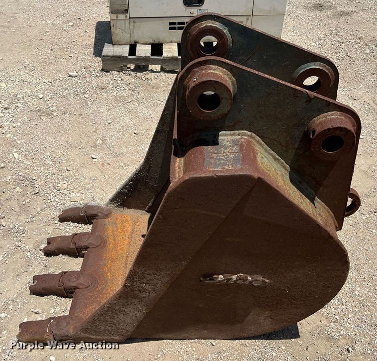 image for item LF9281 Esco  24" W bucket