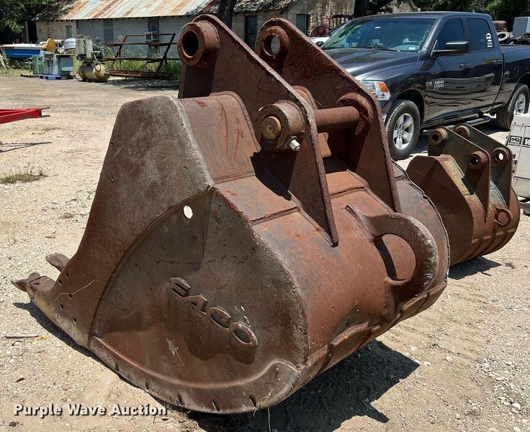 image for item LF9282 Esco  48" W bucket