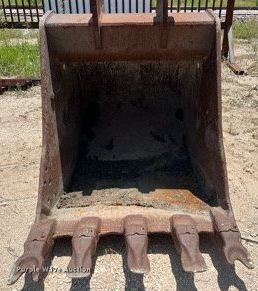 image for item LF9282 Esco  48" W bucket