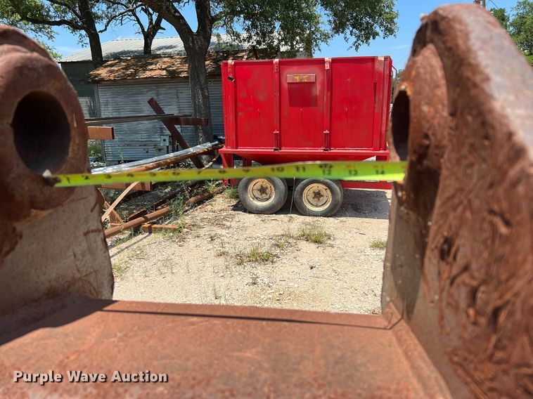 image for item LF9282 Esco  48" W bucket