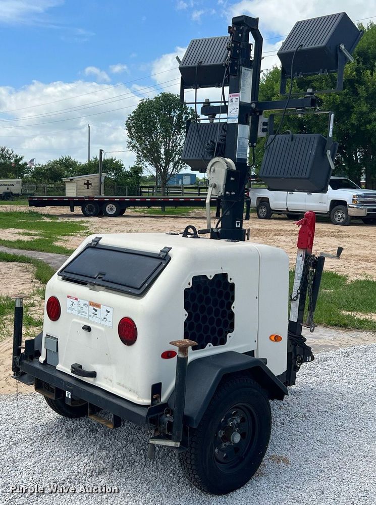 image for item LF9287 2017 Terex Genie RL4  light plant