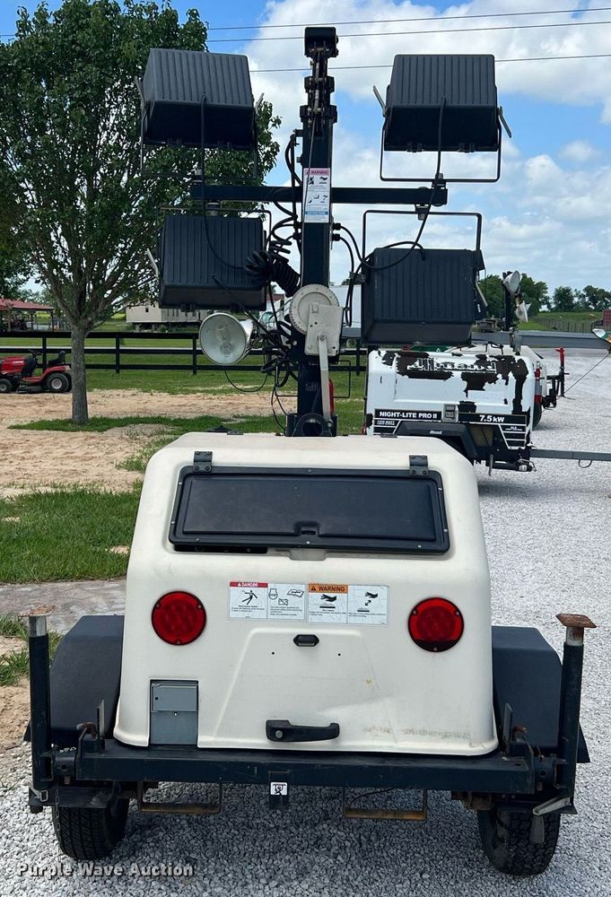 image for item LF9287 2017 Terex Genie RL4  light plant