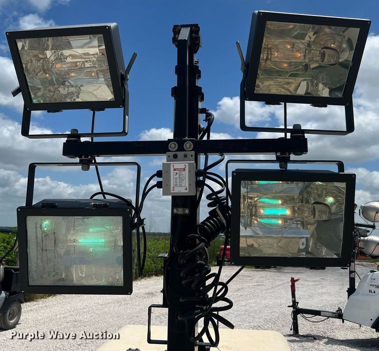 image for item LF9287 2017 Terex Genie RL4  light plant