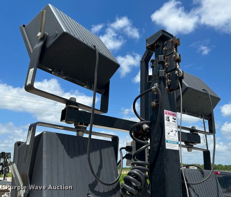 image for item LF9287 2017 Terex Genie RL4  light plant