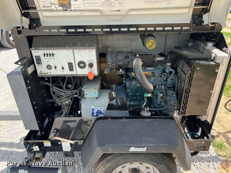 image for item LF9288 2017 Allmand Night-Lite Pro II  light plant