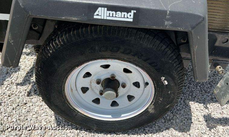 image for item LF9288 2017 Allmand Night-Lite Pro II  light plant