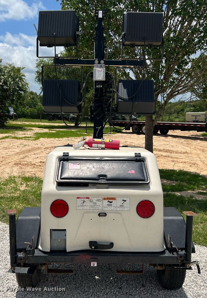 image for item LF9289 2017 Terex RL4  light plant