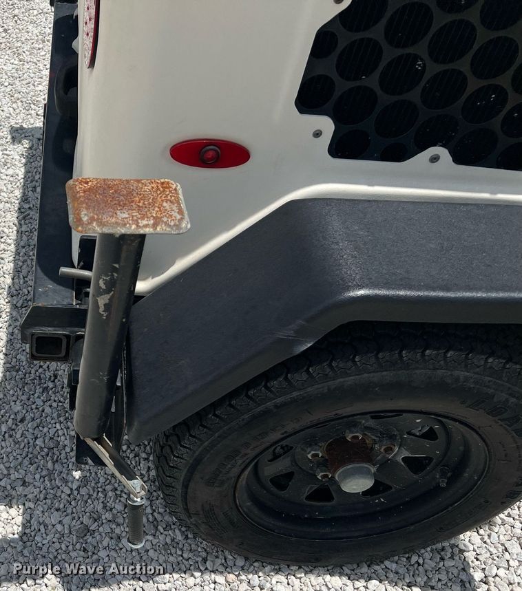 image for item LF9289 2017 Terex RL4  light plant