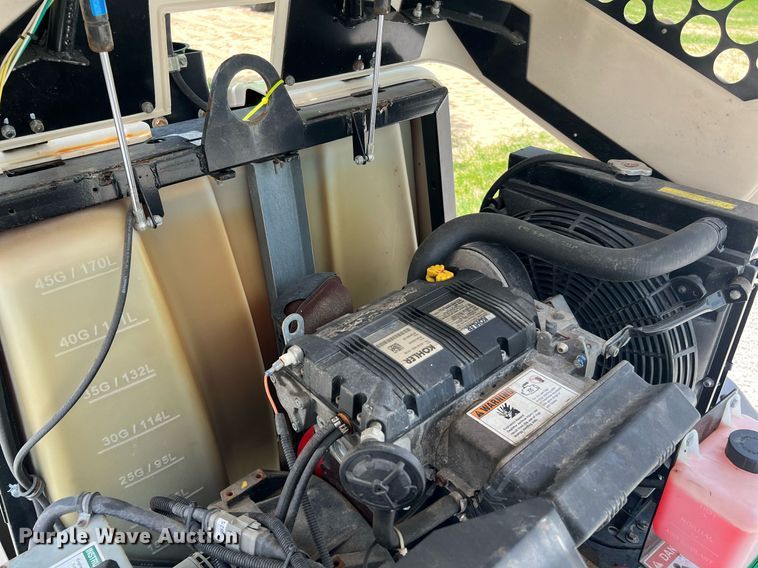 image for item LF9289 2017 Terex RL4  light plant