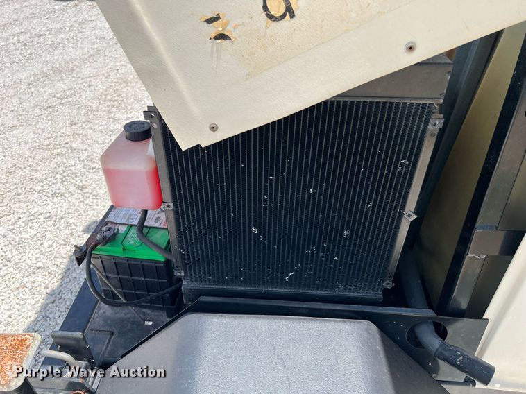 image for item LF9289 2017 Terex RL4  light plant