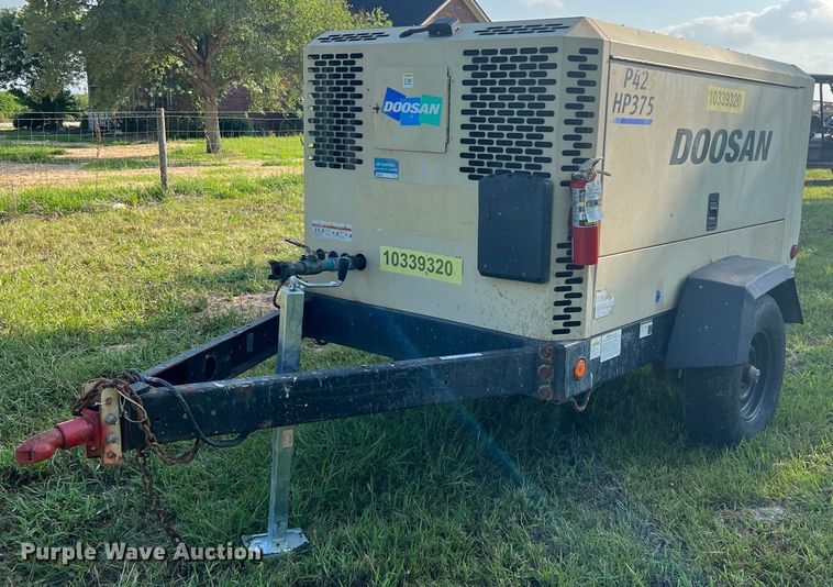 image for item LF9299 2015 Doosan P425/HP375WCU-T4I  air compressor