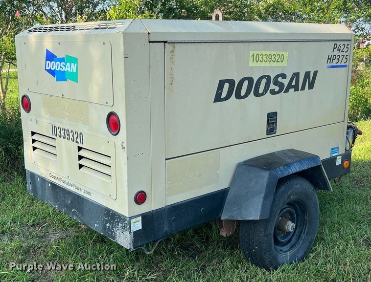 image for item LF9299 2015 Doosan P425/HP375WCU-T4I  air compressor