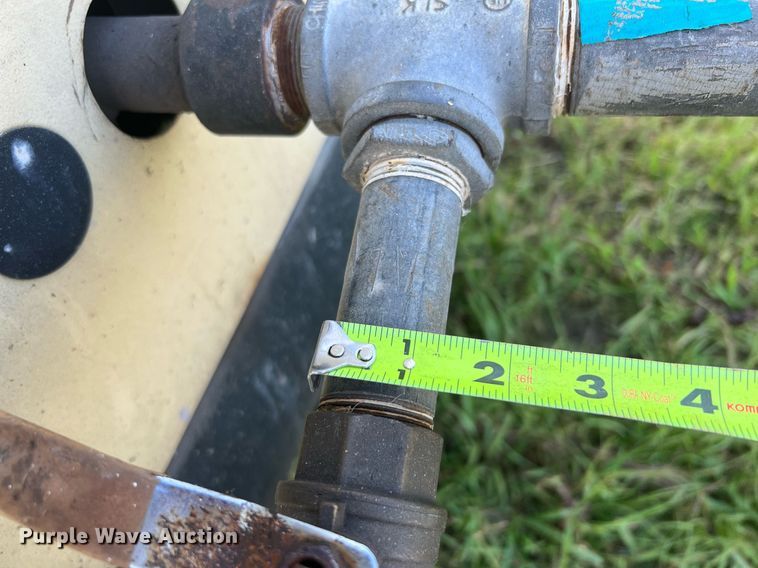 image for item LF9299 2015 Doosan P425/HP375WCU-T4I  air compressor