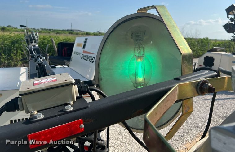 image for item LF9300 2017 Generac MLT3080M  light plant