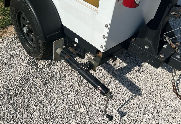 image for item LF9300 2017 Generac MLT3080M  light plant