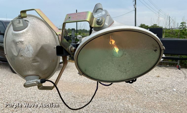 image for item LF9313 2017 Generac MLT3060M  light plant