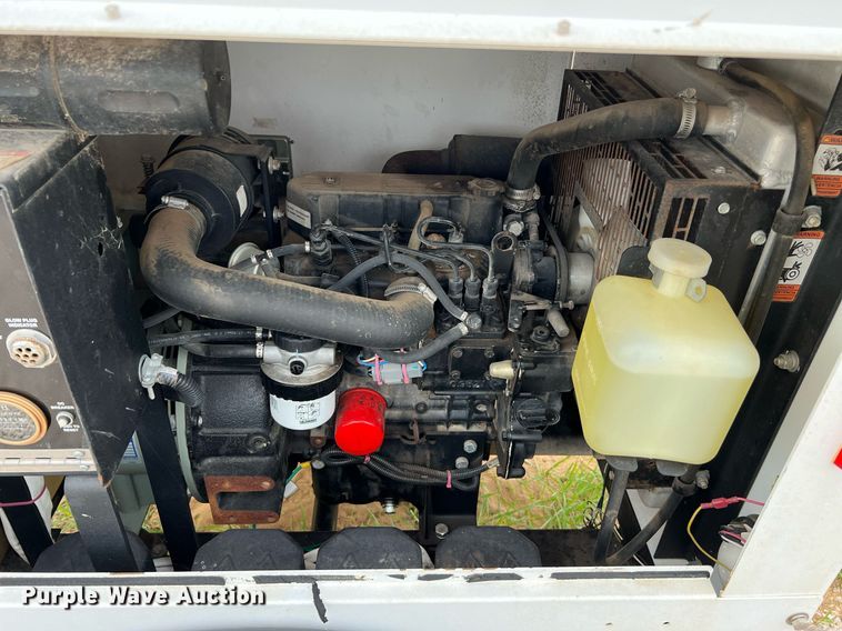 image for item LF9313 2017 Generac MLT3060M  light plant