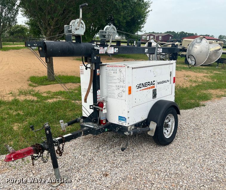 image for item LF9314 Generac Magnum  light plant