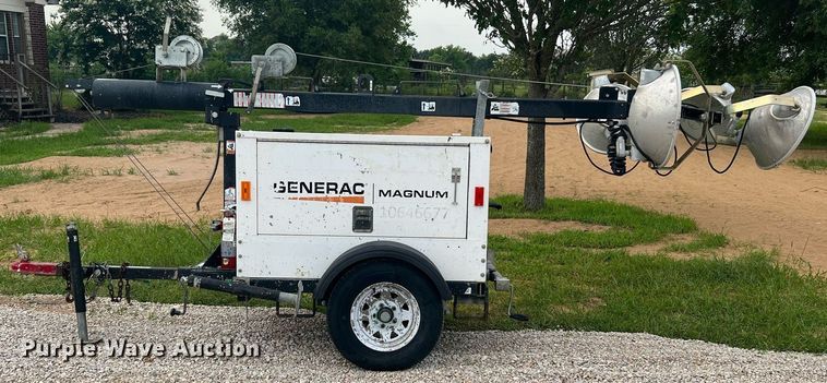 image for item LF9314 Generac Magnum  light plant