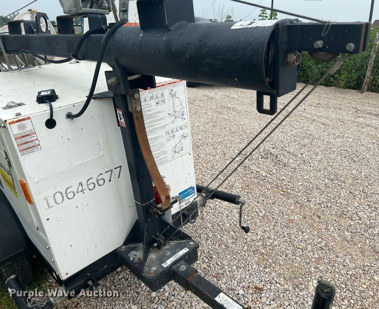 image for item LF9314 Generac Magnum  light plant