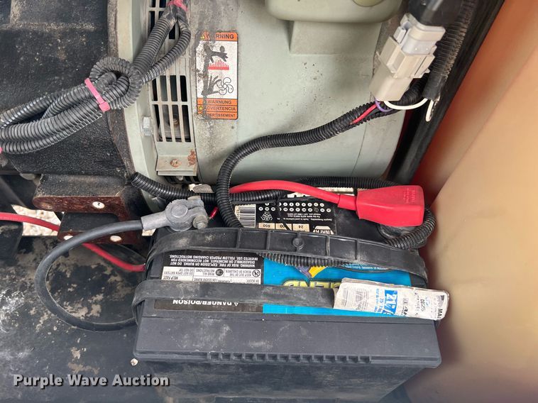 image for item LF9314 Generac Magnum  light plant