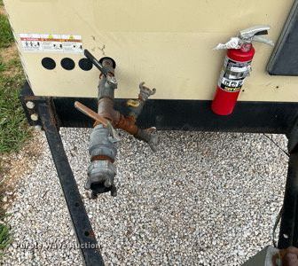 image for item LF9315 2014 Doosan P425/HP275WCU-141  air compressor