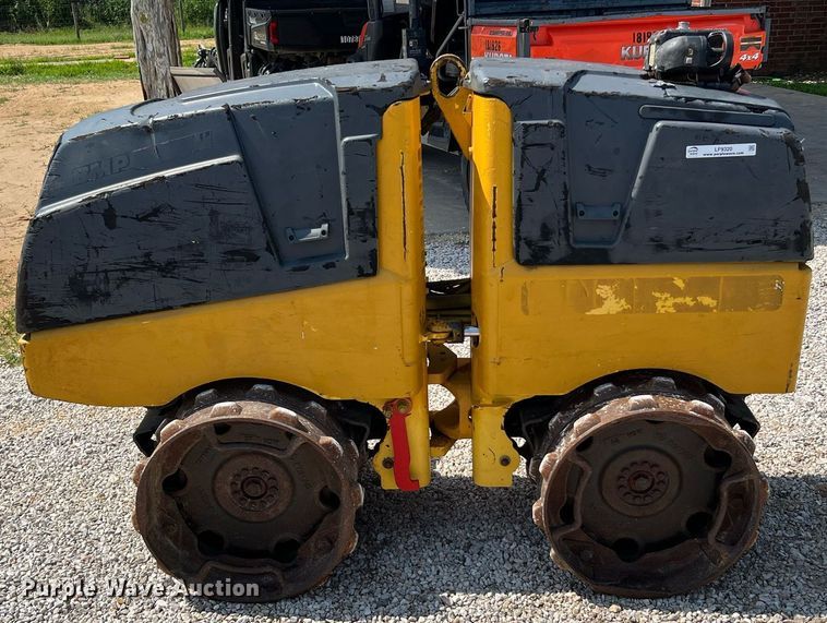 image for item LF9320 2017 Bomag BMP8500  trench compactor