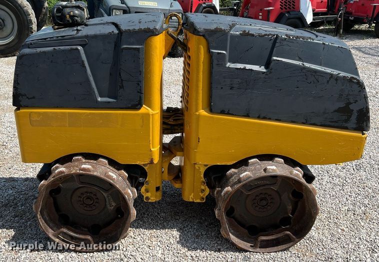 image for item LF9320 2017 Bomag BMP8500  trench compactor