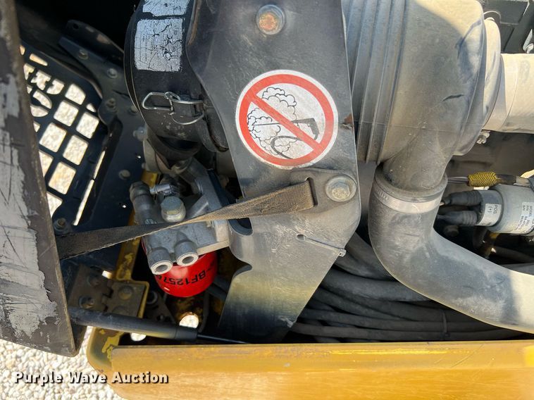 image for item LF9320 2017 Bomag BMP8500  trench compactor