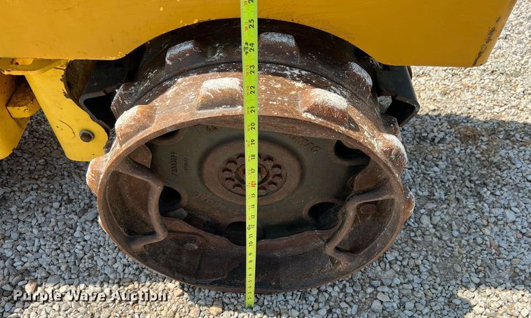 image for item LF9320 2017 Bomag BMP8500  trench compactor