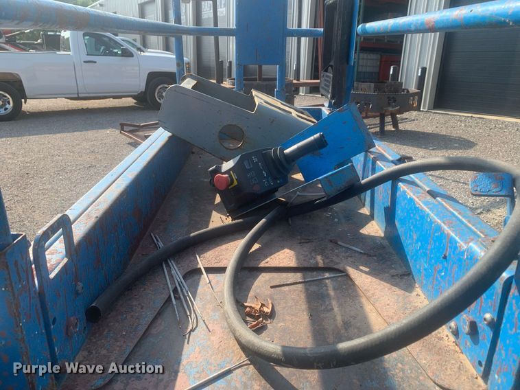 image for item LH9683 Genie GS-1930  scissor lift