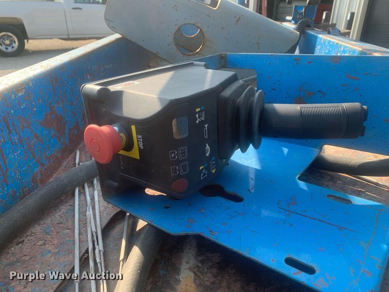 image for item LH9683 Genie GS-1930  scissor lift