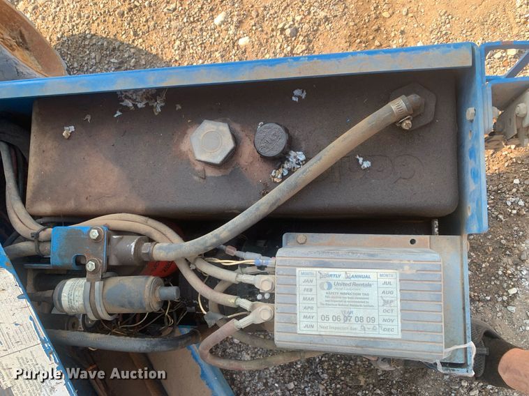 image for item LH9683 Genie GS-1930  scissor lift