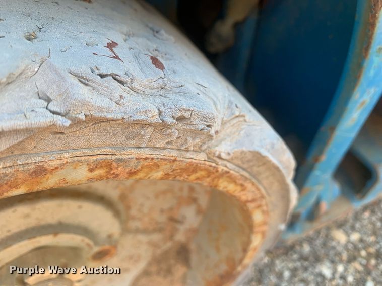 image for item LH9683 Genie GS-1930  scissor lift