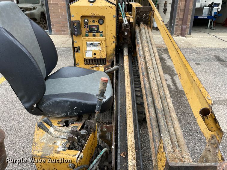 image for item LJ9759 1996 Vermeer D7X11  directional boring unit